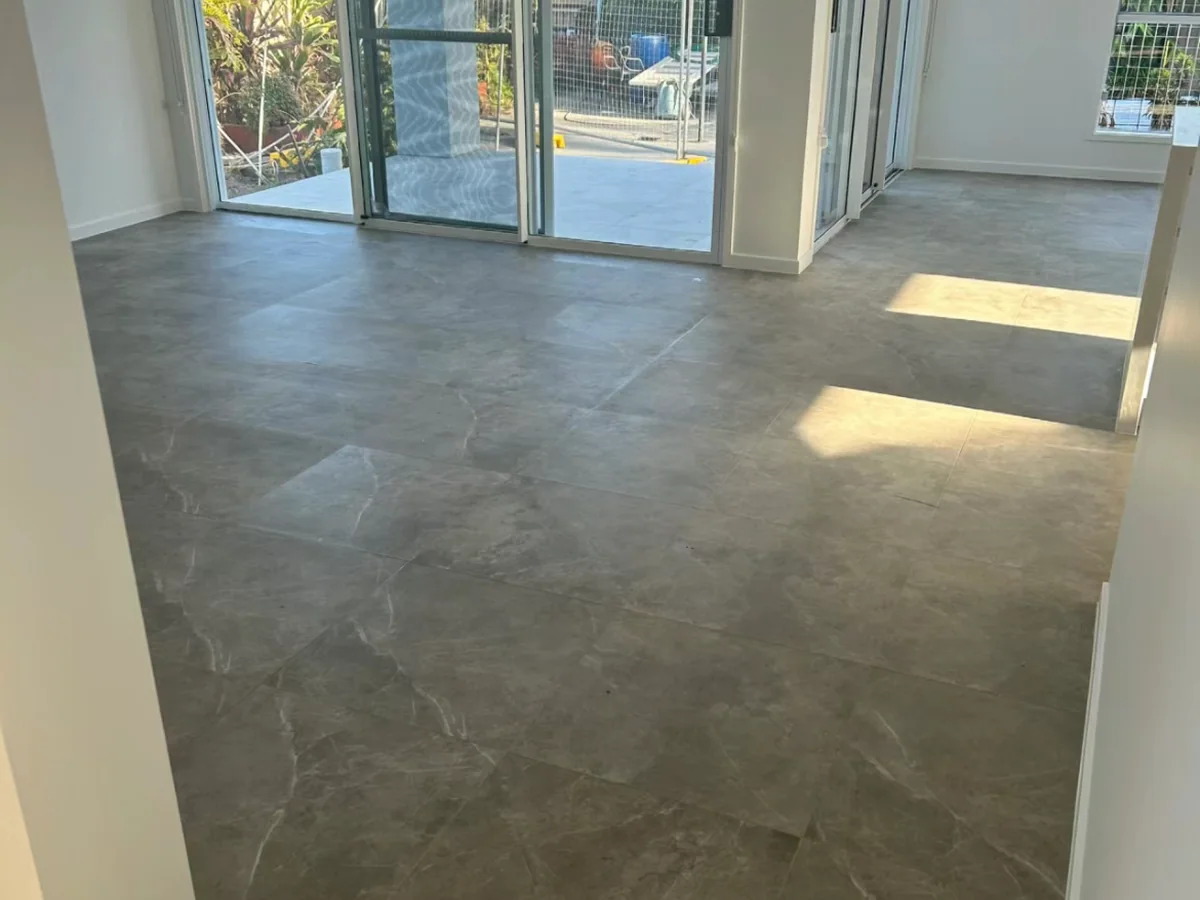 Residential floor and wall tiling across Canberra for living areas, kitchens, laundries, hallways, feature walls and renovation projects.